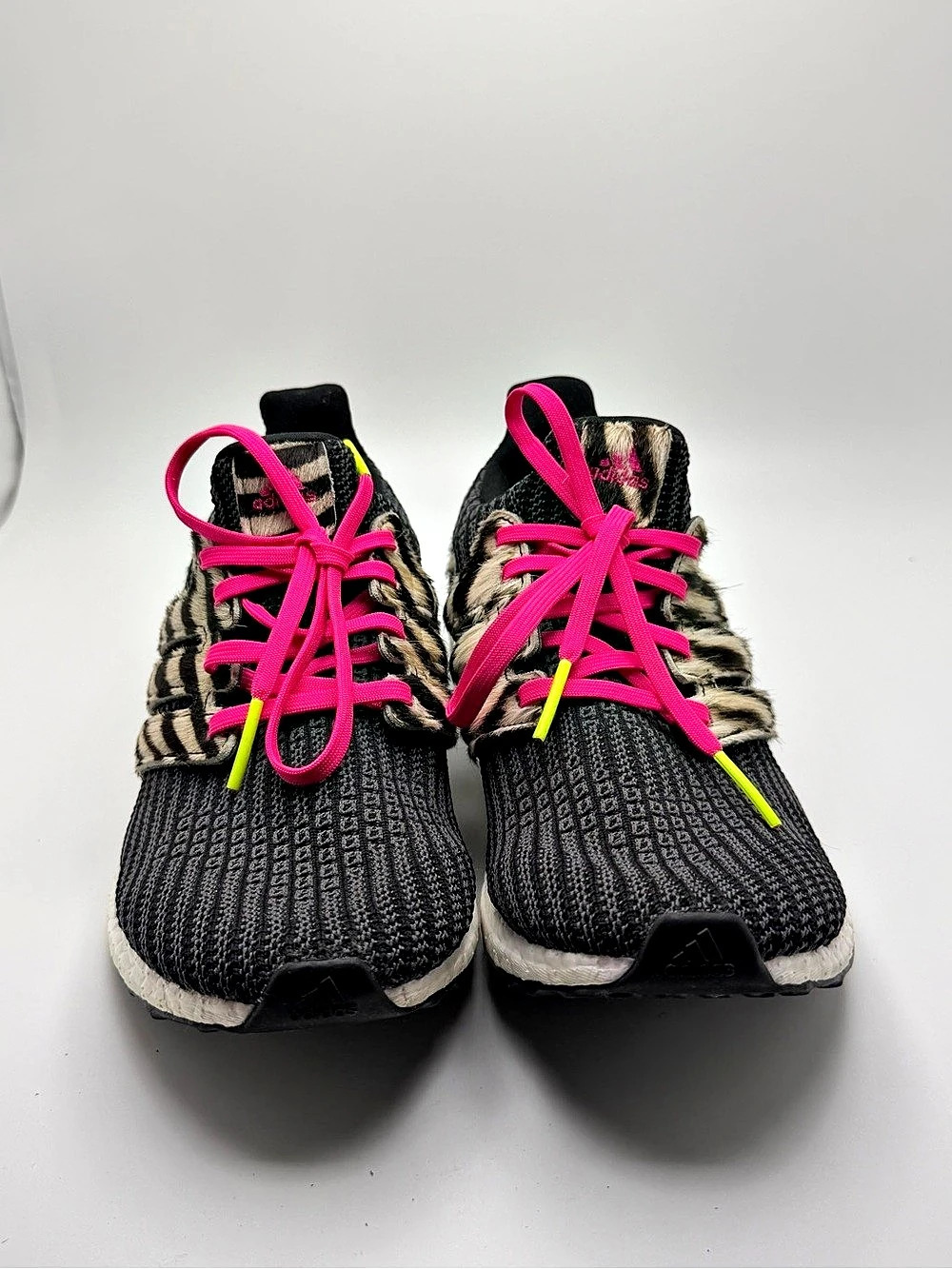 adidas UltraBoost 5.0 DNA "Zebra" Athletic Shoes Black & White - Picture 4 of 6